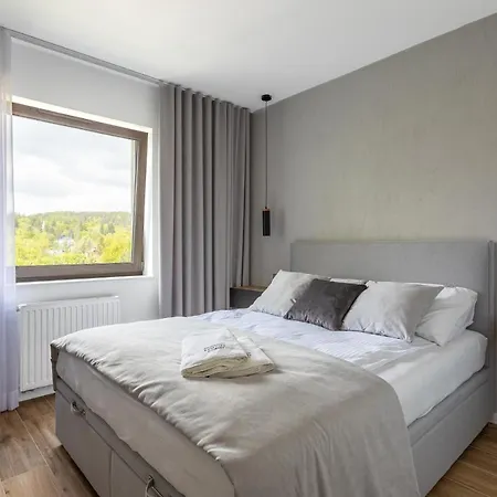 Krysztal Gorski - Stone Hill Sklářská Poruba