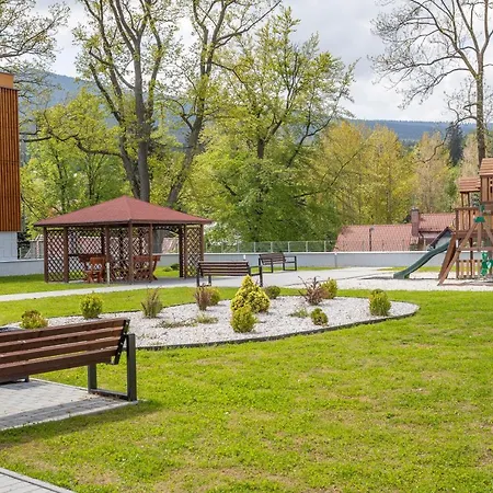 Krysztal Gorski - Stone Hill Apartmán *