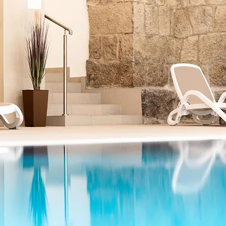 Krysztal Gorski - Stone Hill Daire Szklarska Poreba